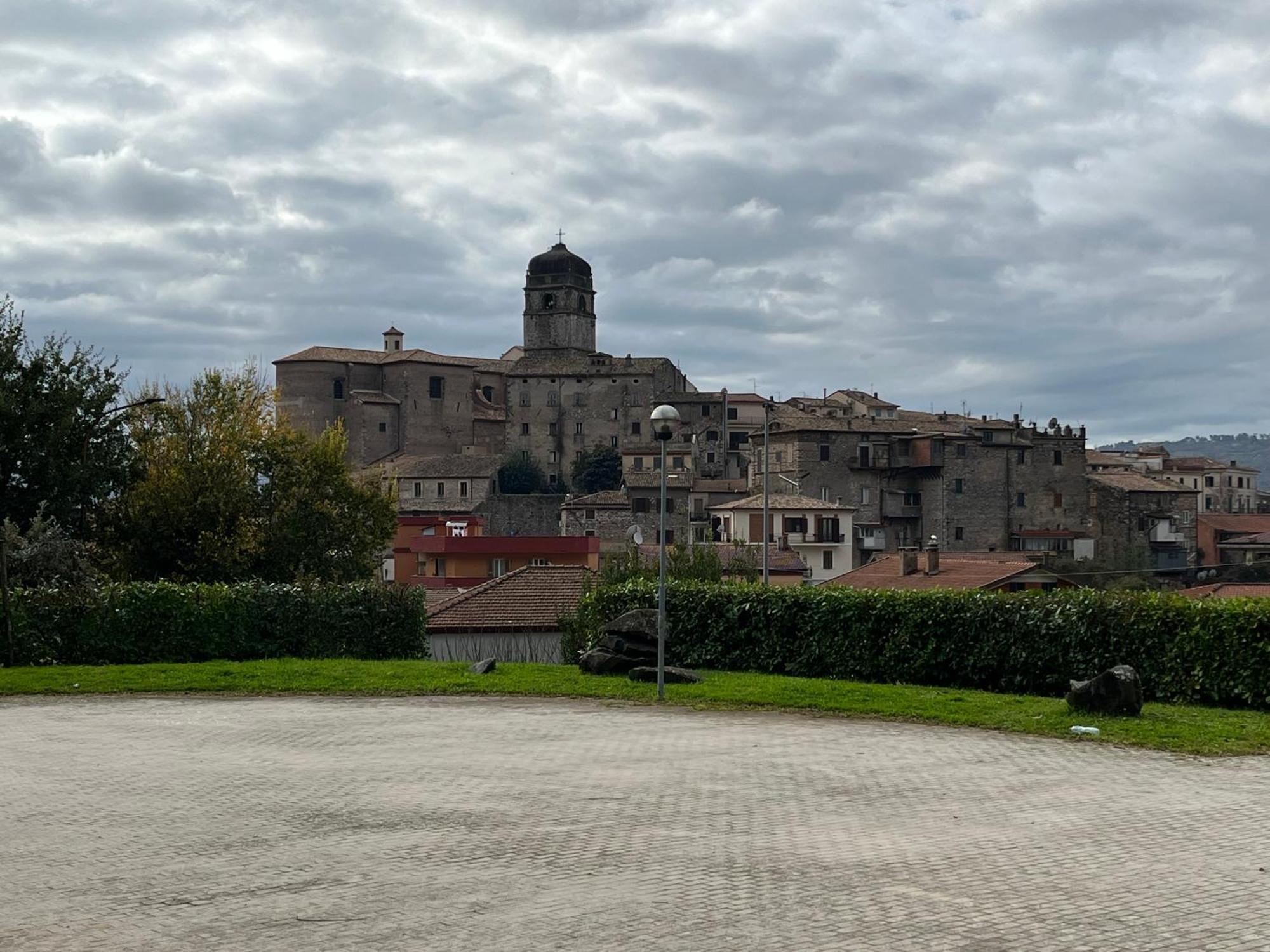 La Preta Nera Bed & Breakfast Giuliano di Roma Bagian luar foto